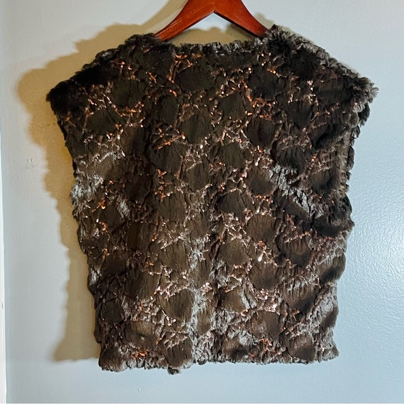 Chelsea & Violet Faux Fur Sequin Vest - Picture 2 of 5